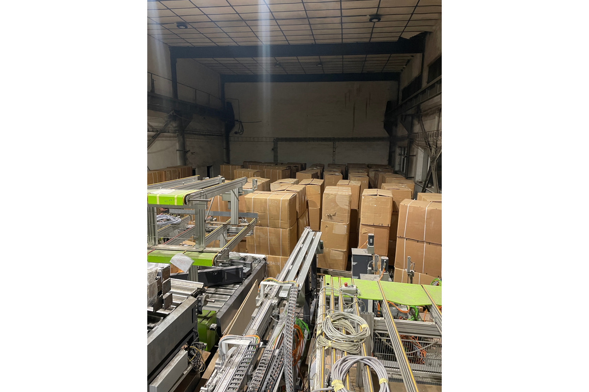 Nelegálne biznisy na východnom Slovensku úspešne ukončili , foto 9