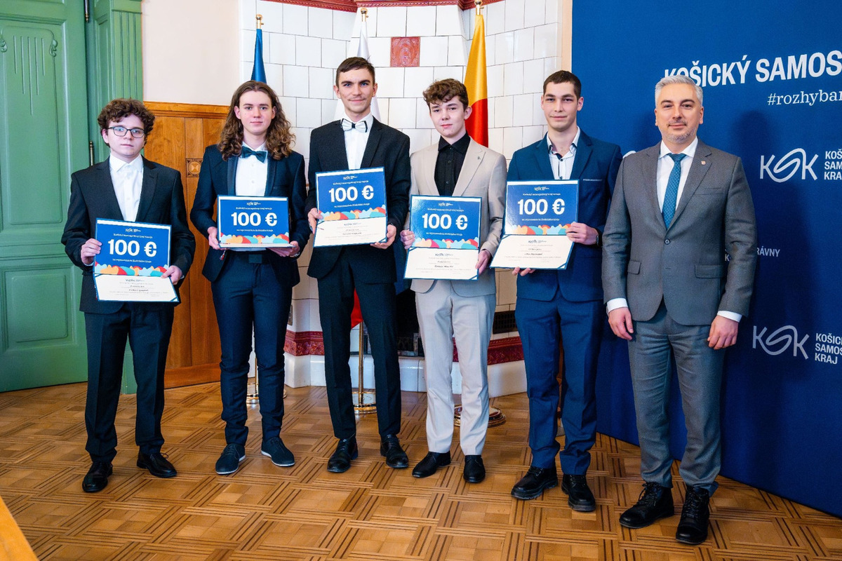 Košický samosprávny kraj ocenil úspechy šikovných študentov stredných škôl, foto 9