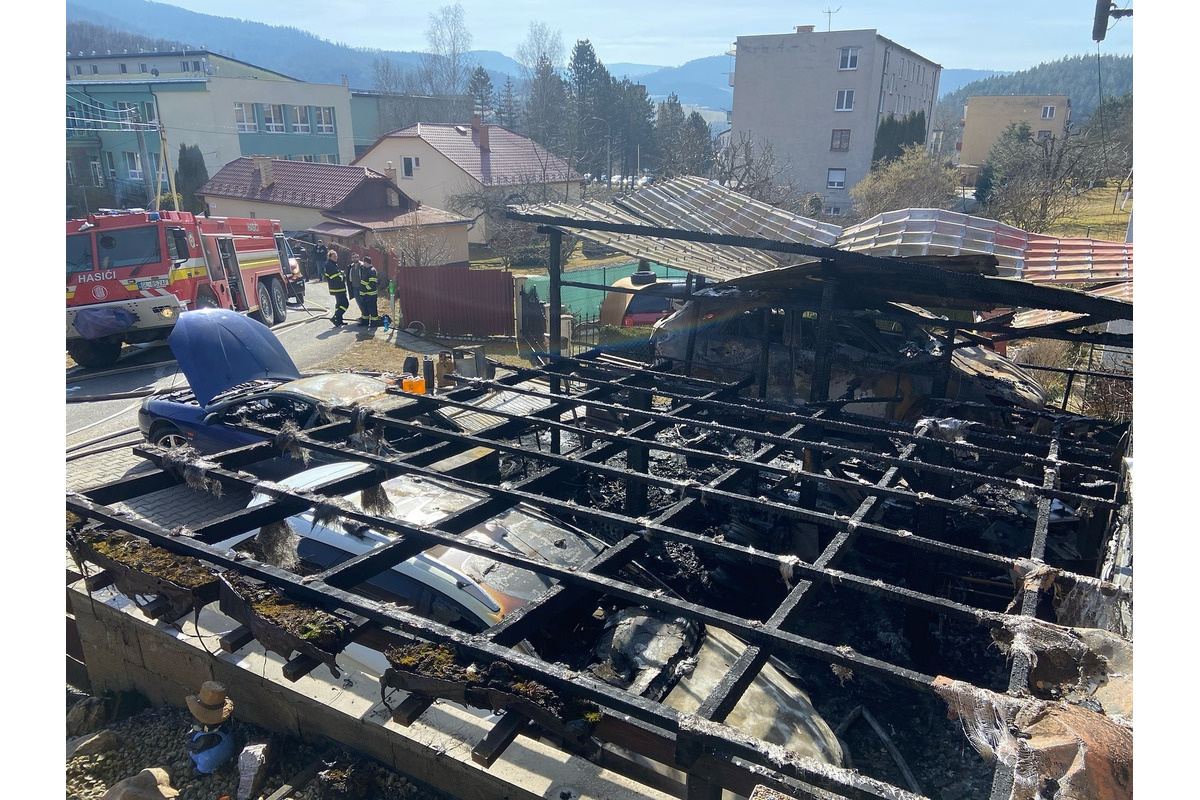 FOTO: Požiar rodinného domu v Margecanoch, foto 6