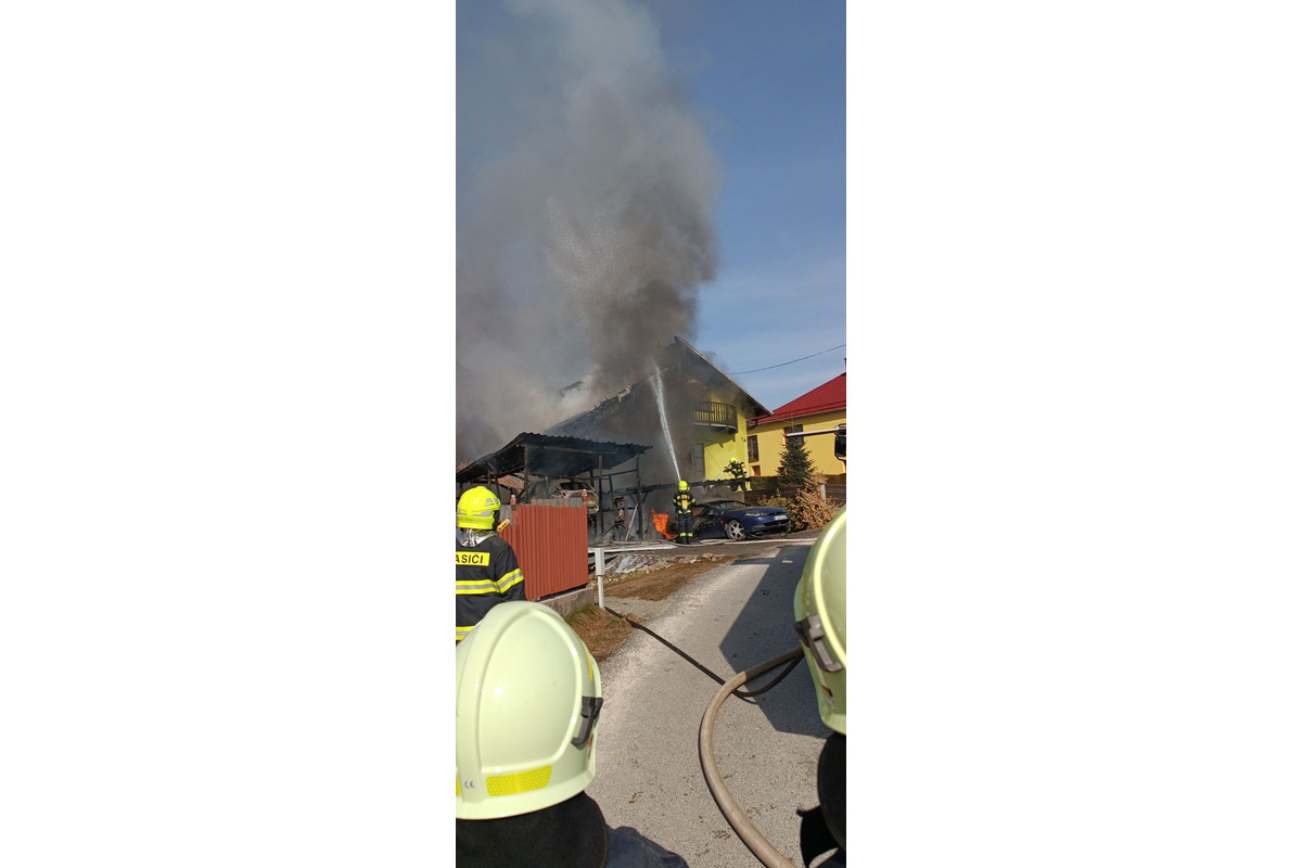 FOTO: Požiar rodinného domu v Margecanoch, foto 15