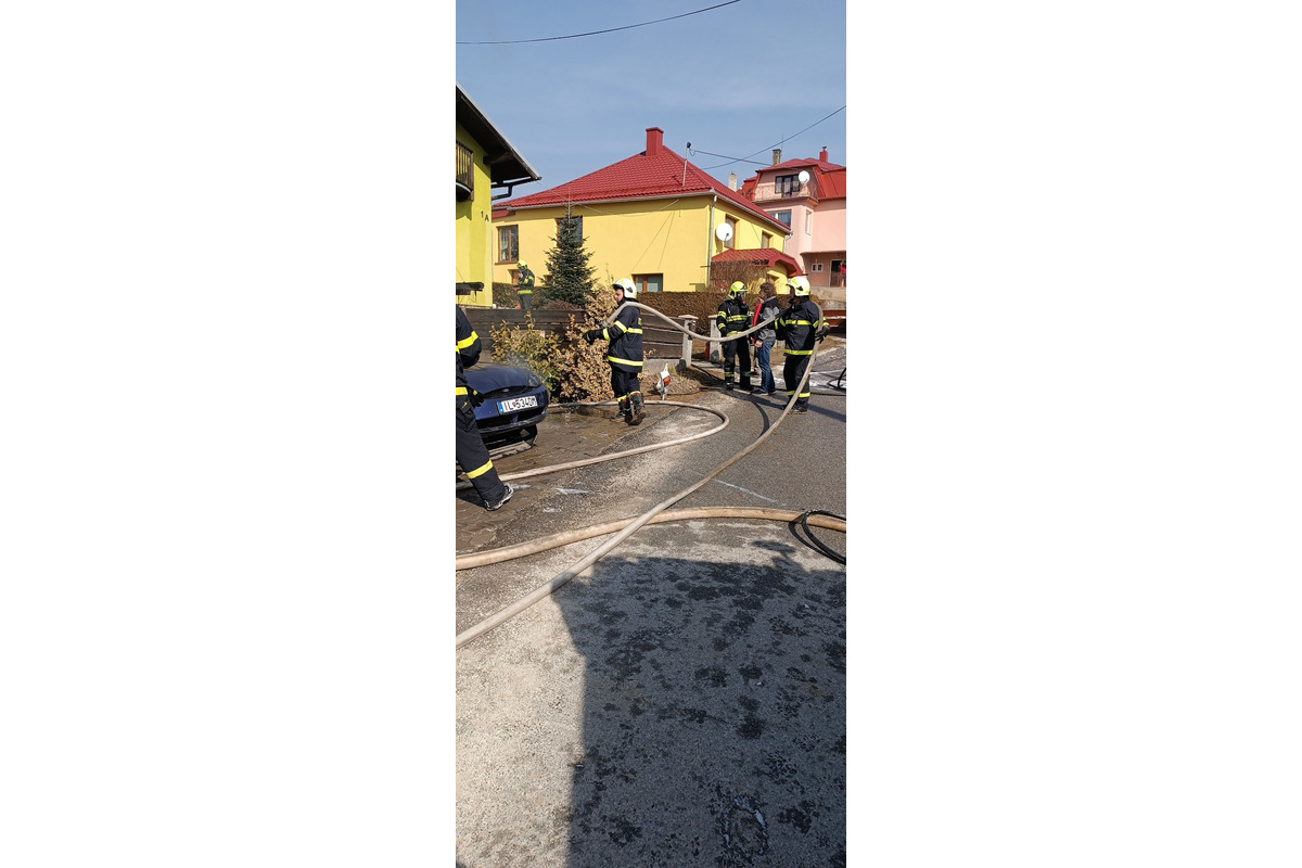 FOTO: Požiar rodinného domu v Margecanoch, foto 20