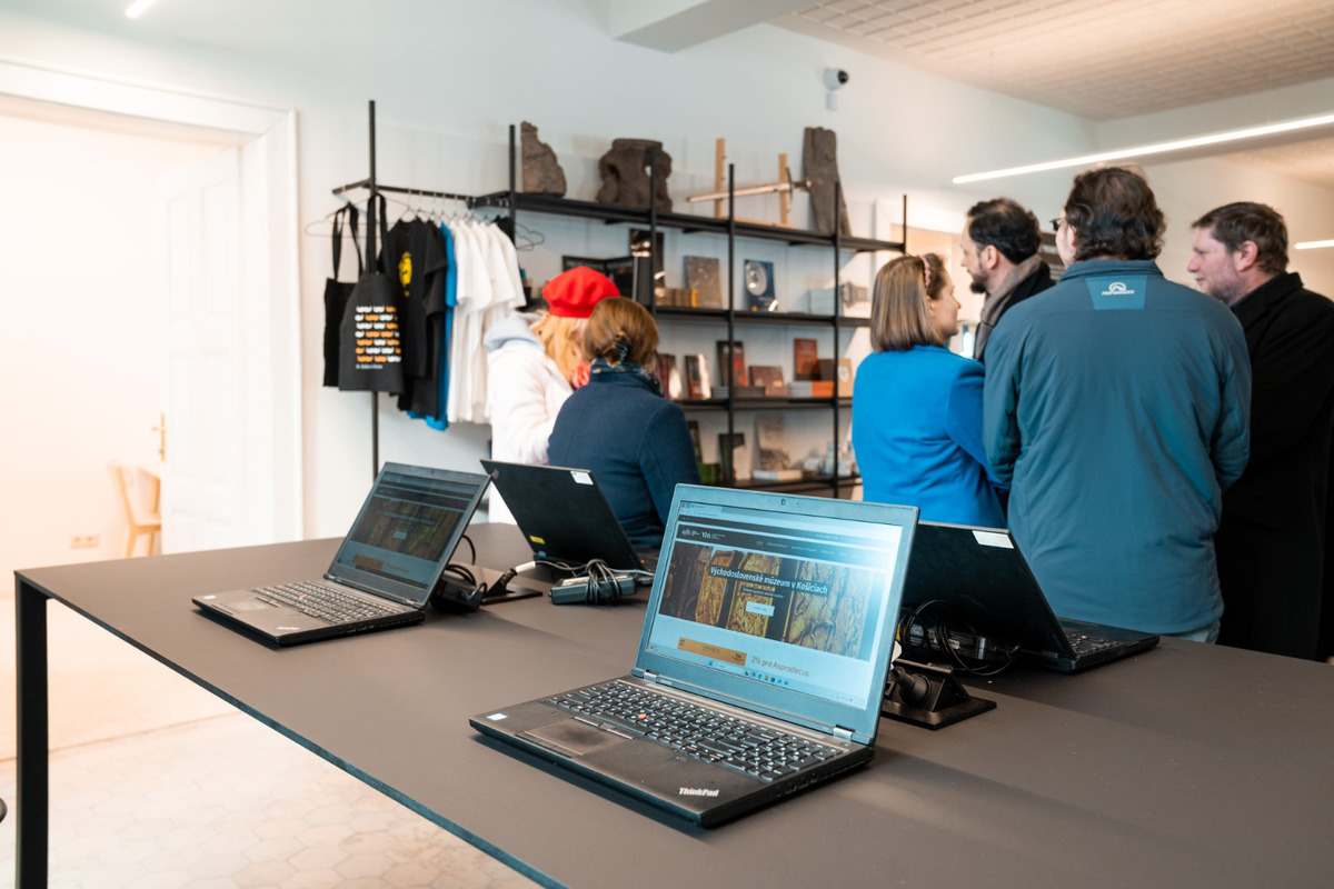 Košický samosprávny kraj otvoril moderný Museum POINT v Katovej bašte, foto 4