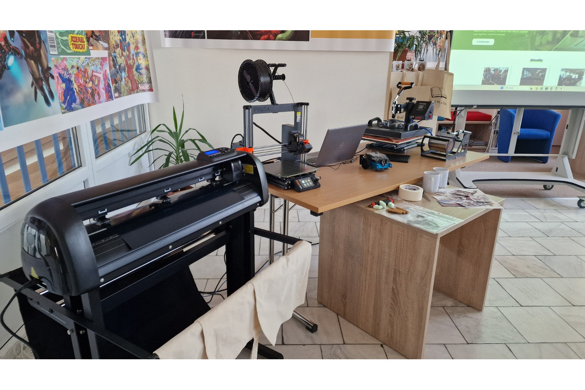 Prvé inteligentné laboratórium otvorili v trebišovskej knižnici, foto 2