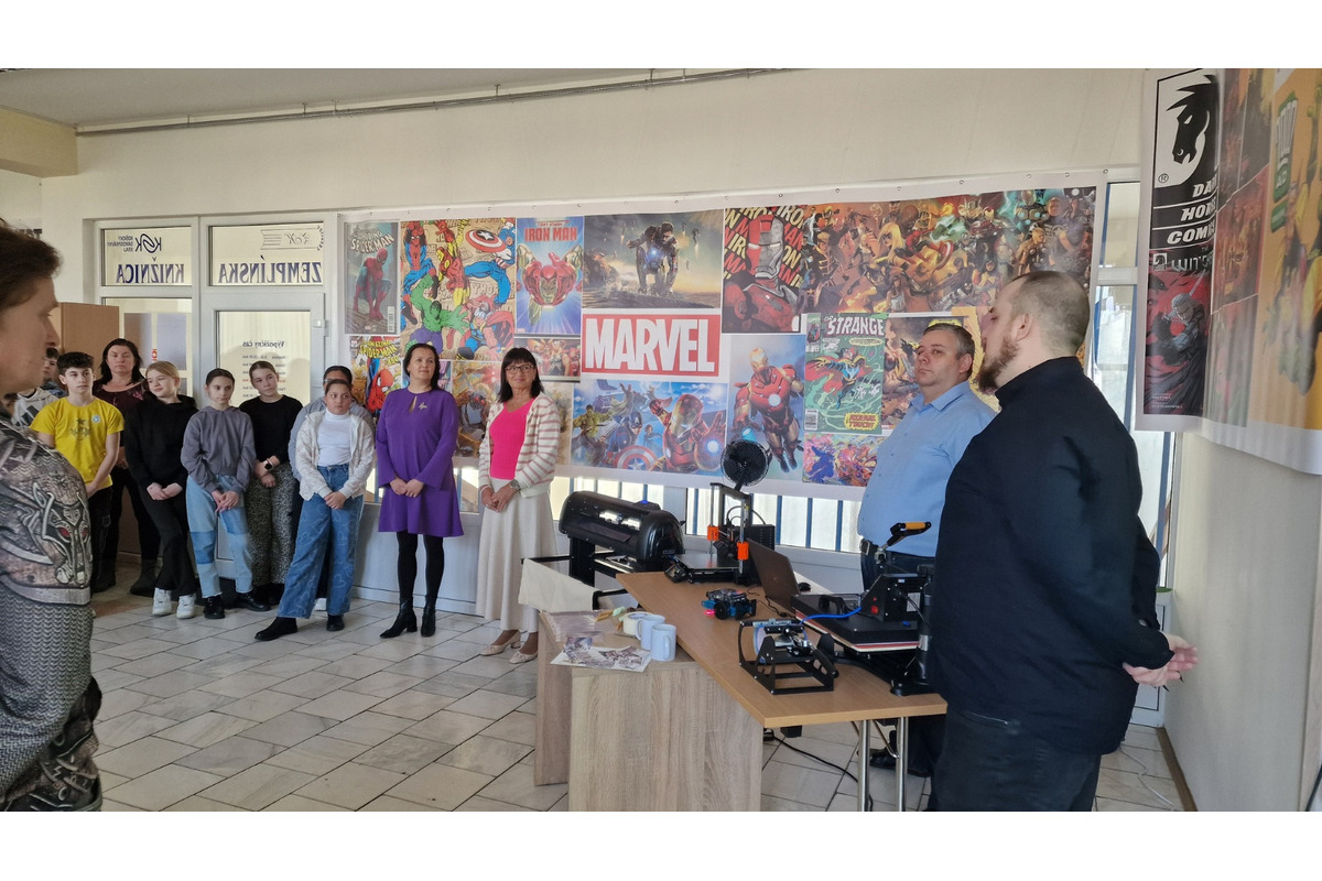 Prvé inteligentné laboratórium otvorili v trebišovskej knižnici, foto 7