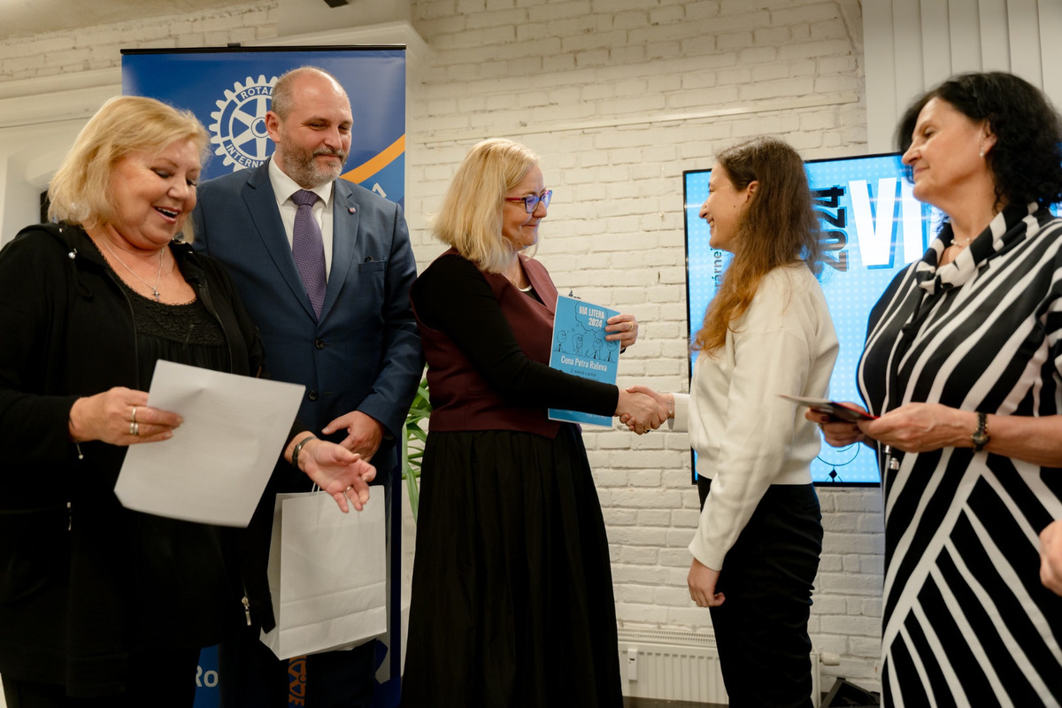 Porota ocenila najlepších stredoškolákov v súťaži Via Litera, foto 7