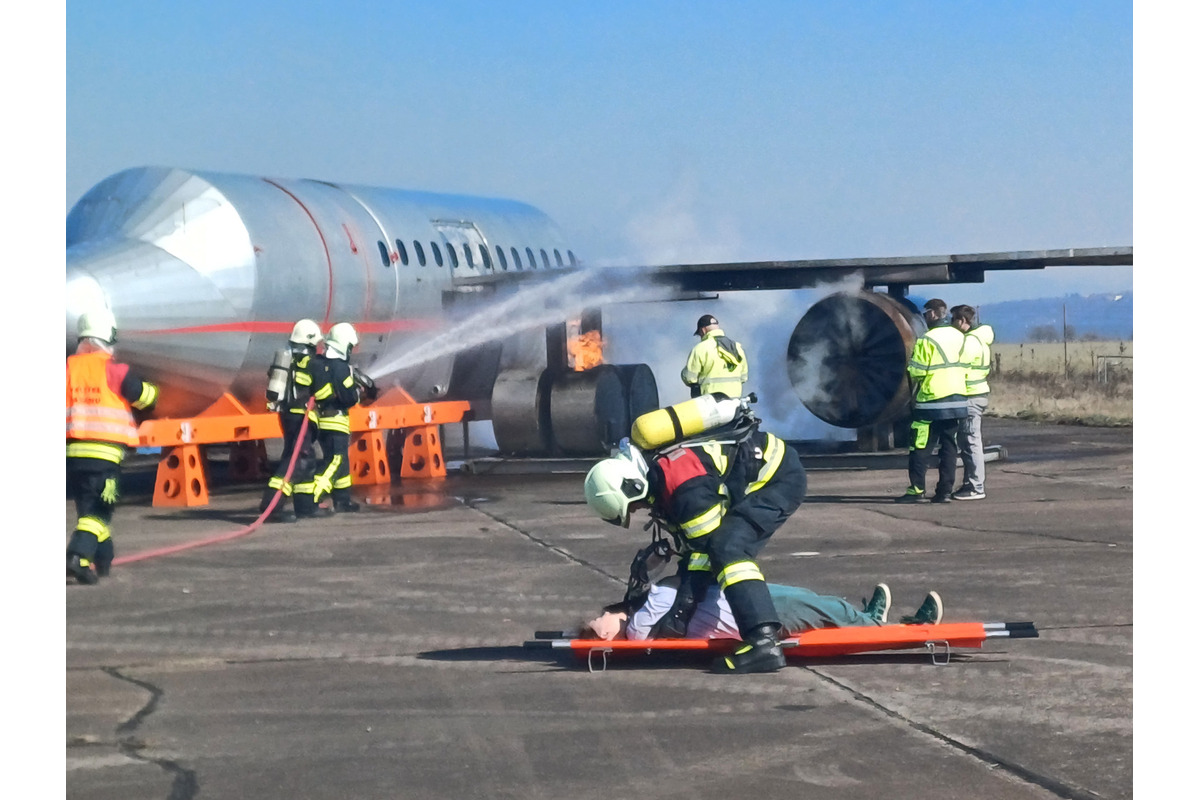 Záchranné zložky úspešne zvládli cvičenie na košickom letisku, foto 4