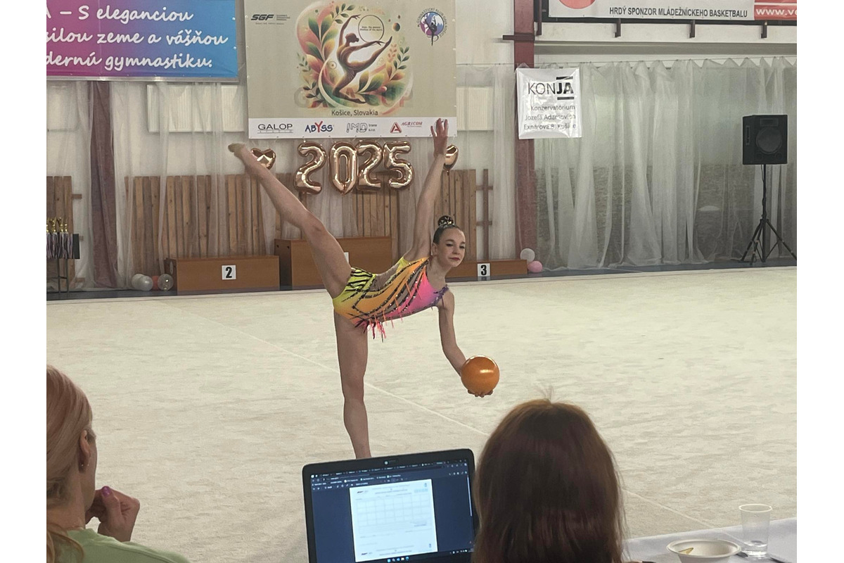 Mladé gymnastky si počas víkendu zmerali sily s Maďarkami, Poľkami aj Ukrajinkami, foto 2