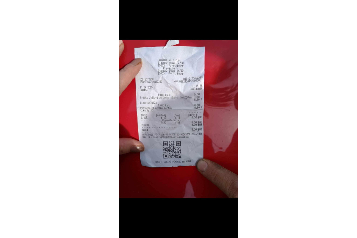 FOTO: Transakčná daň už má prvé obete. Podnikatelia presúvajú náklady na zákazníkov, foto 1