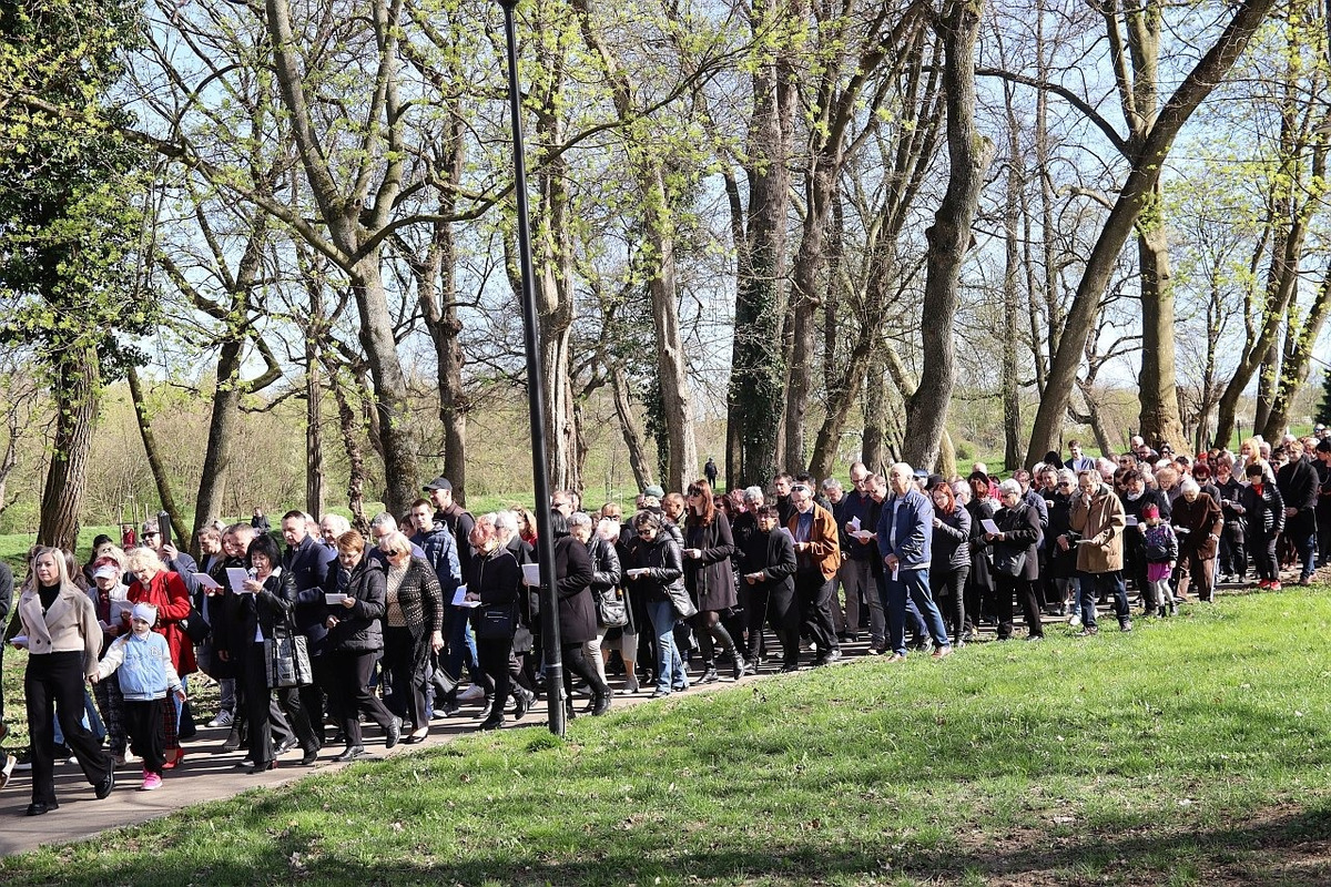 FOTO: Ekumenický pašiový sprievod v Košiciach a Michalovciach v roku 2024, foto 2