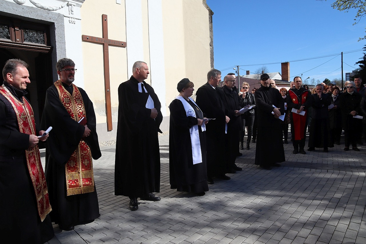 FOTO: Ekumenický pašiový sprievod v Košiciach a Michalovciach v roku 2024, foto 6