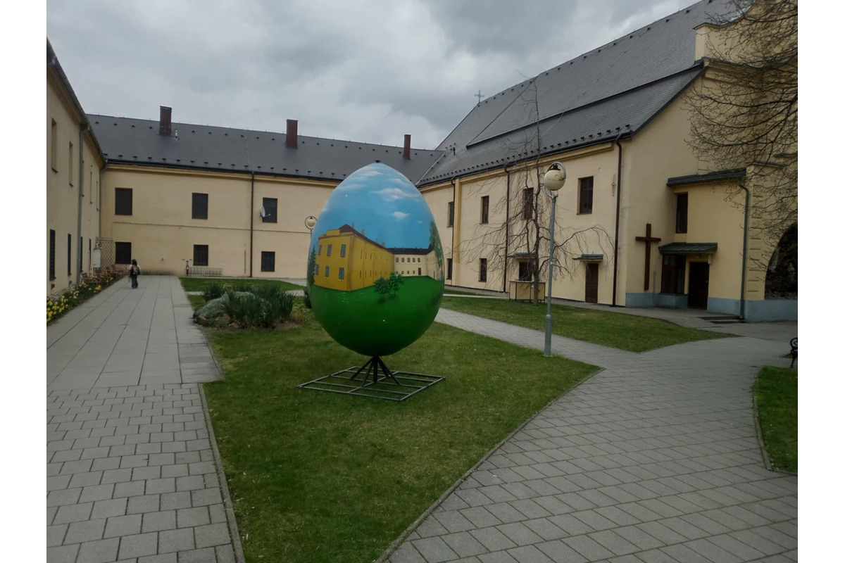 FOTO: Obce a mestá vo veľkonočnom šate. Ktorá výzdoba sa vám páči najviac?, foto 14
