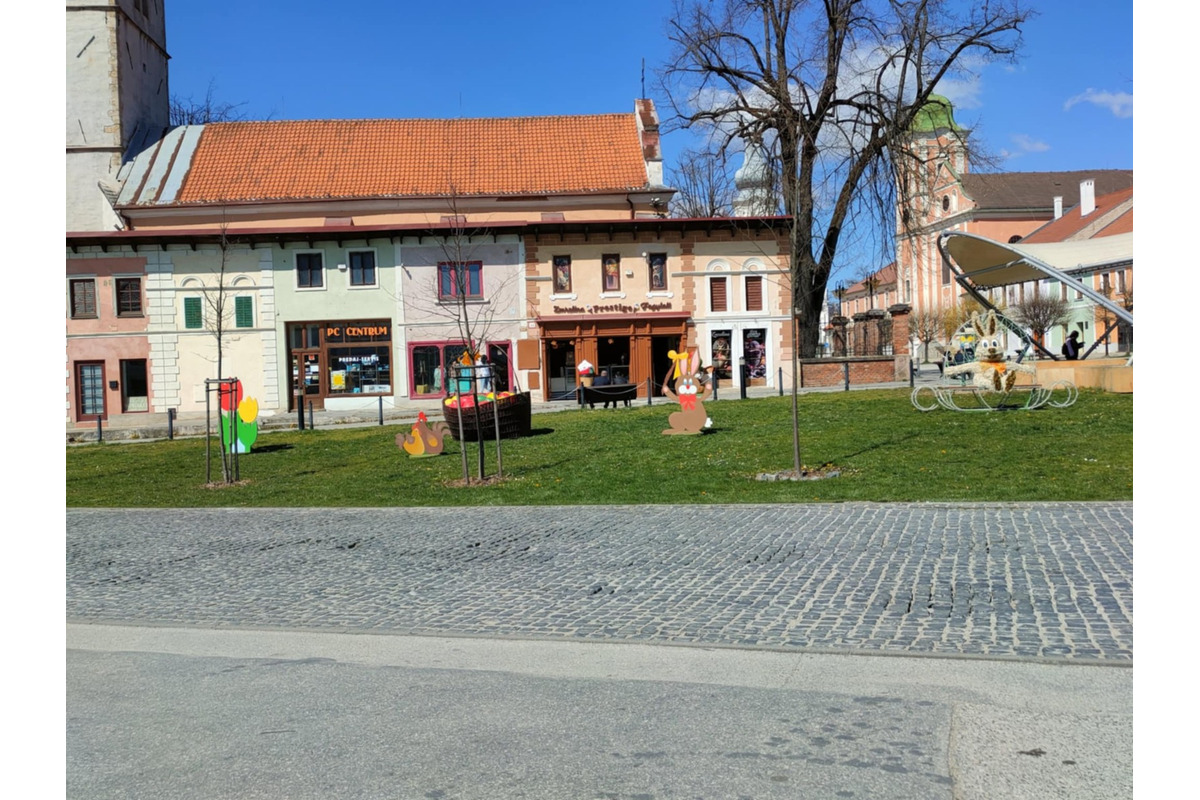 FOTO: Obce a mestá vo veľkonočnom šate. Ktorá výzdoba sa vám páči najviac?, foto 41