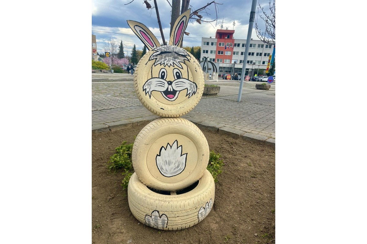 FOTO: Obce a mestá vo veľkonočnom šate. Ktorá výzdoba sa vám páči najviac?, foto 5