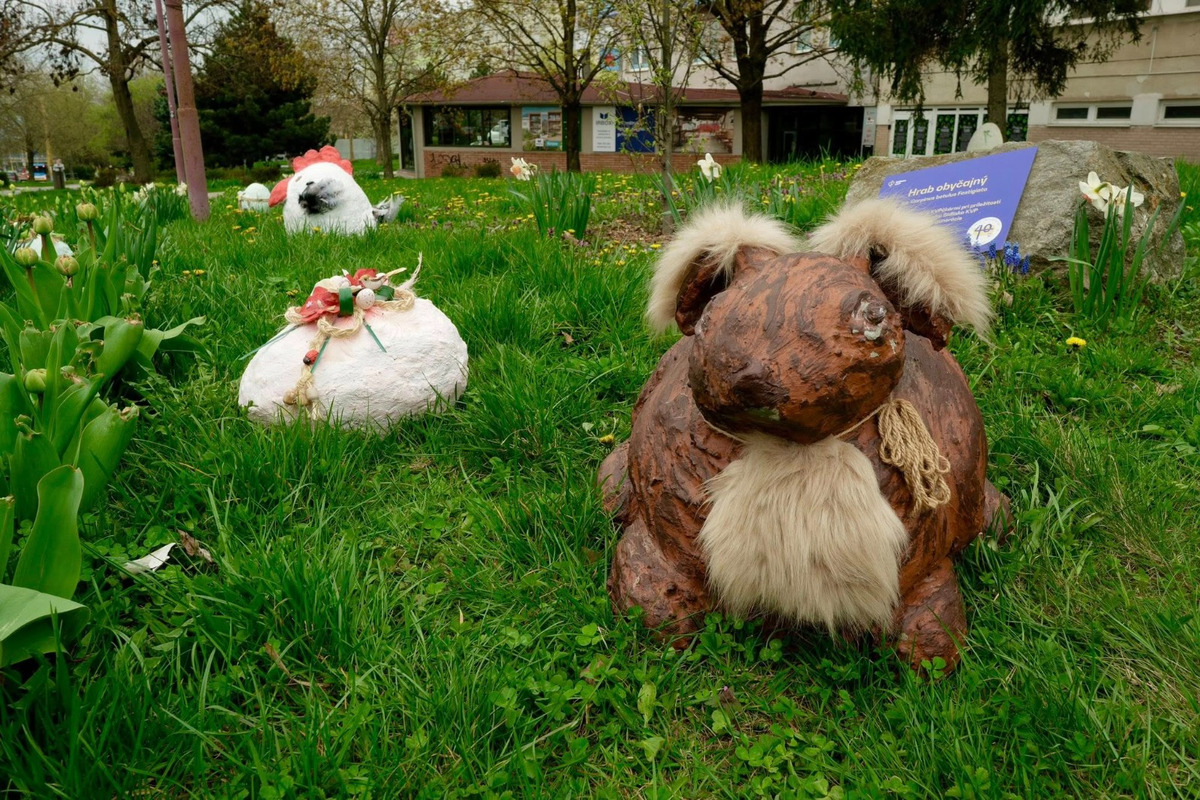 FOTO: Obce a mestá vo veľkonočnom šate. Ktorá výzdoba sa vám páči najviac?, foto 32