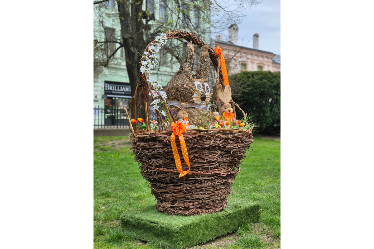 FOTO: Obce a mestá vo veľkonočnom šate. Ktorá výzdoba sa vám páči najviac?, foto 36