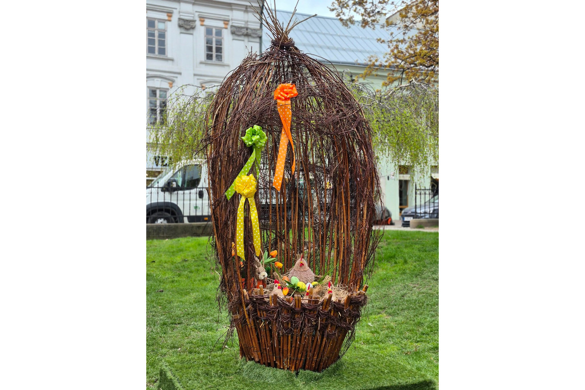 FOTO: Obce a mestá vo veľkonočnom šate. Ktorá výzdoba sa vám páči najviac?, foto 37