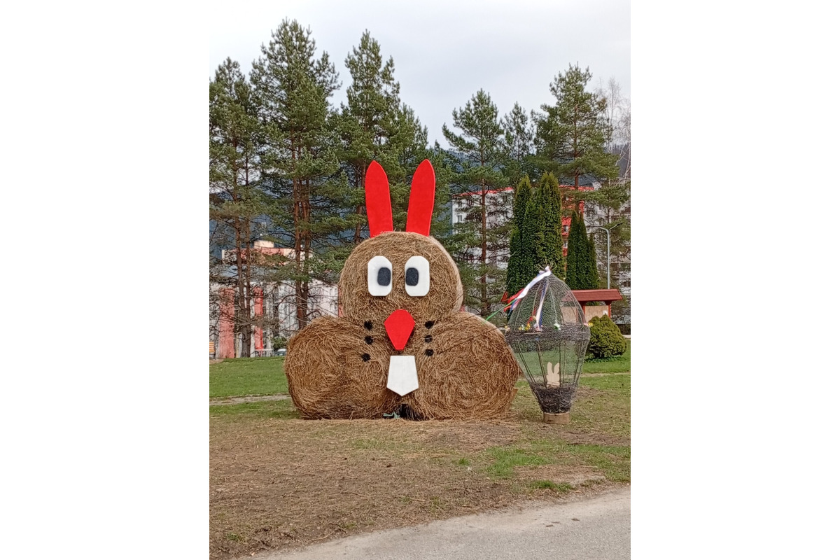 FOTO: Obce a mestá vo veľkonočnom šate. Ktorá výzdoba sa vám páči najviac?, foto 39