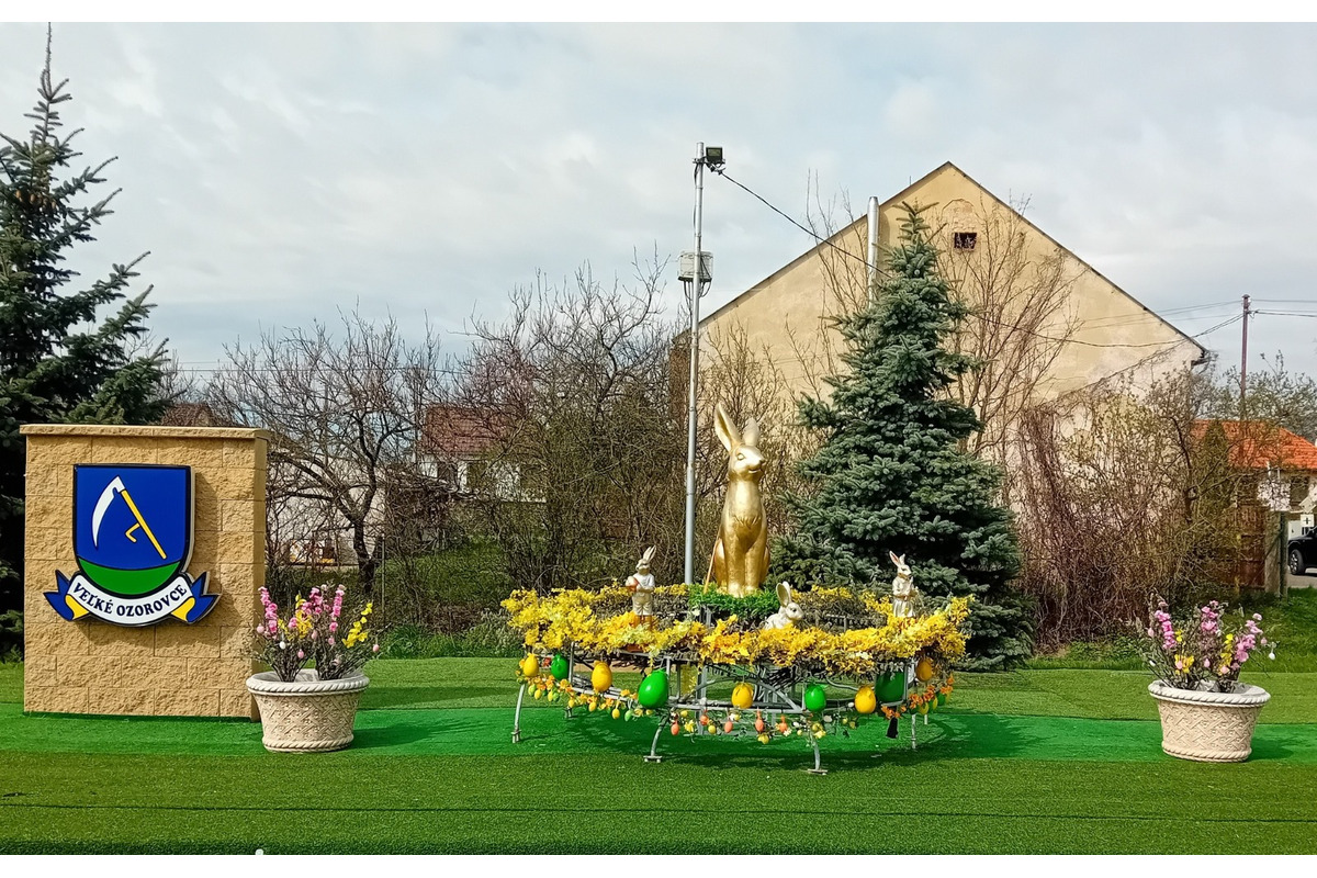 FOTO: Obce a mestá vo veľkonočnom šate. Ktorá výzdoba sa vám páči najviac?, foto 48