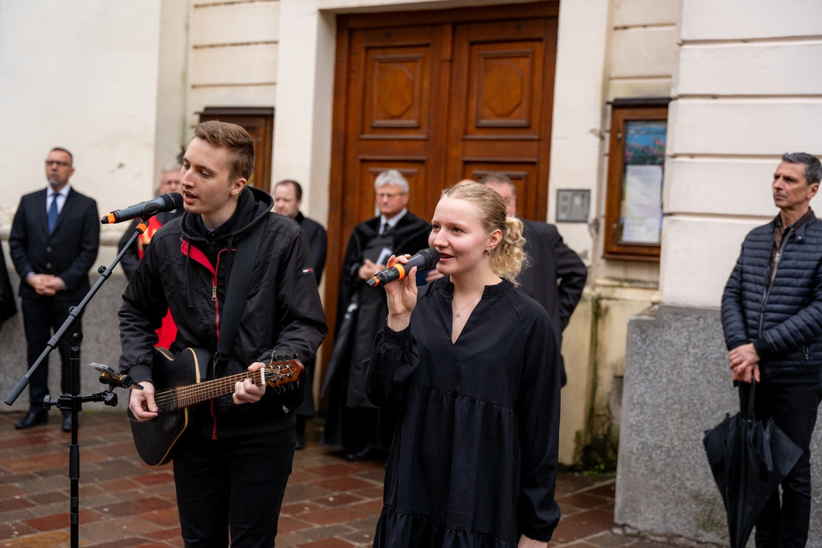 FOTO: Na Veľký piatok prešiel ulicami Košíc Ekumenický pašiový sprievod, foto 14