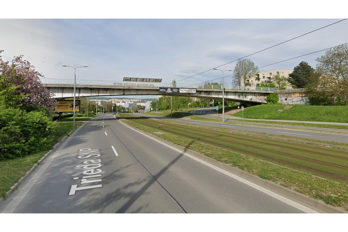 FOTO: Most ponad Triedu SNP čaká rekonštrukcia, foto 3