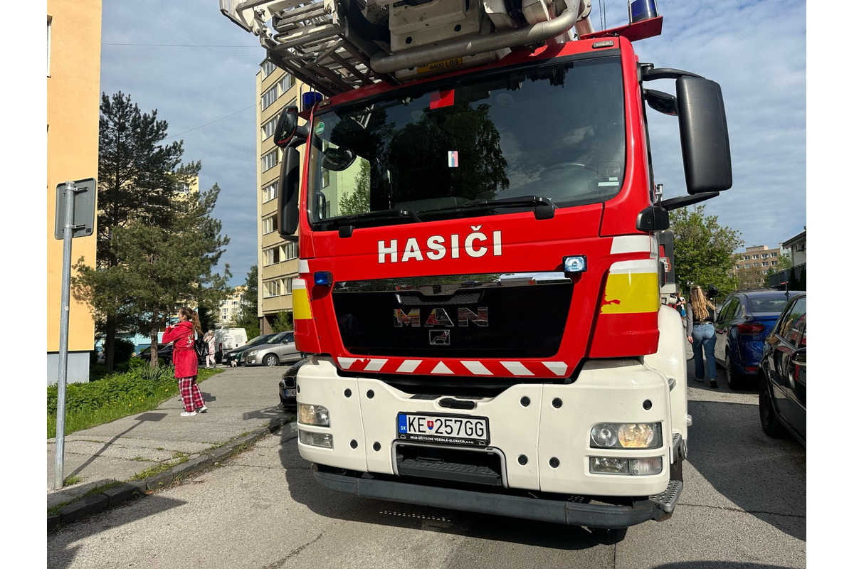 FOTO: Požiar bytu na Furči, foto 7