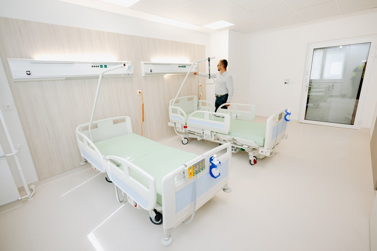 FOTO: Stavebné práce na výstavbe nového nemocničného pavilónu v Spišskej Novej Vsi, foto 18