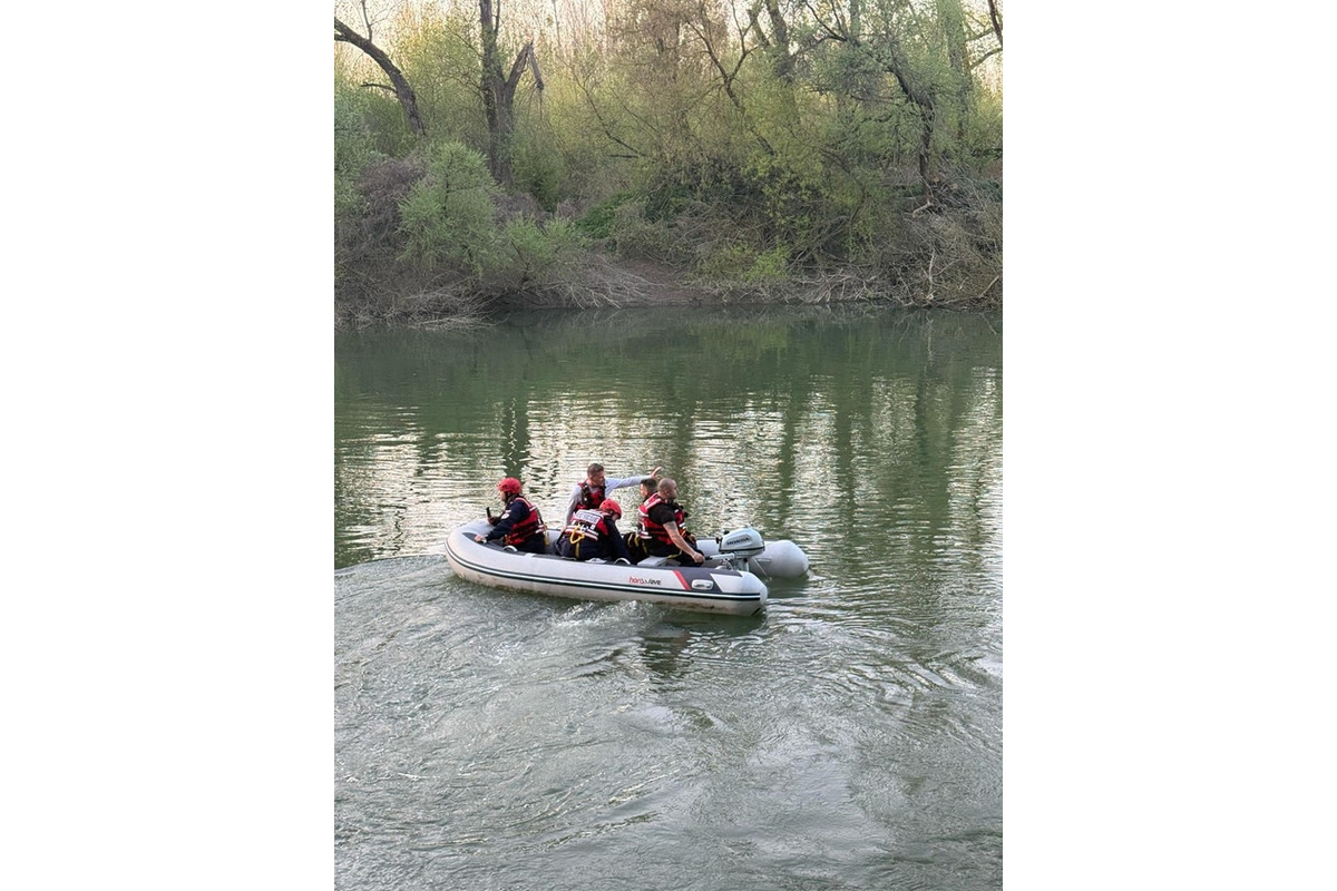 FOTO: Pátracia akcia po nezvestnom mužovi v okolí rieky Laborec, foto 4