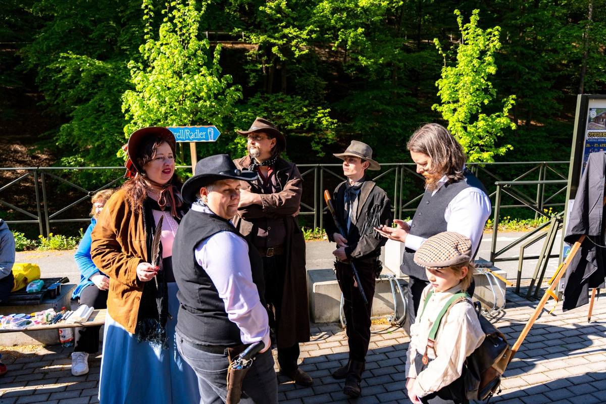 FOTO: Košická Detská železnica odštartovala ďalšiu sezónu. Krásna akcia rozžiarila očká malých aj veľkých, foto 9
