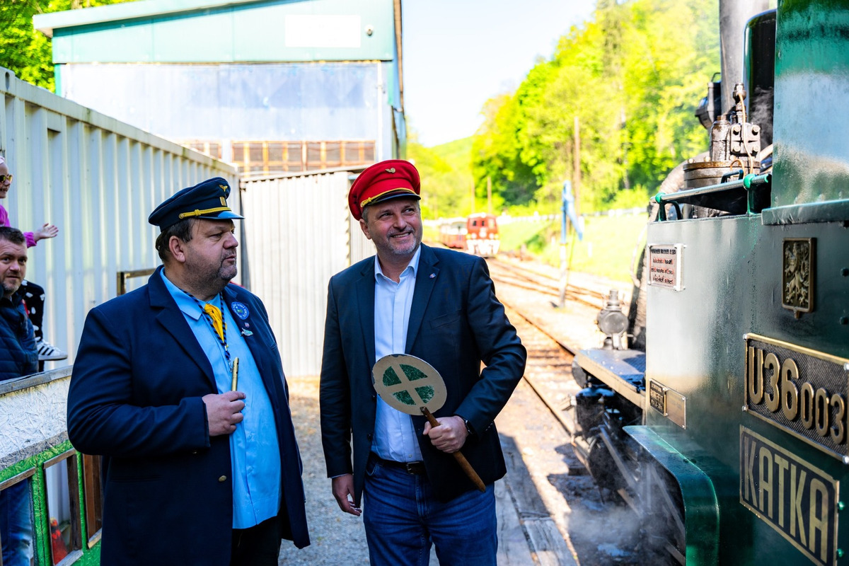 FOTO: Košická Detská železnica odštartovala ďalšiu sezónu. Krásna akcia rozžiarila očká malých aj veľkých, foto 23