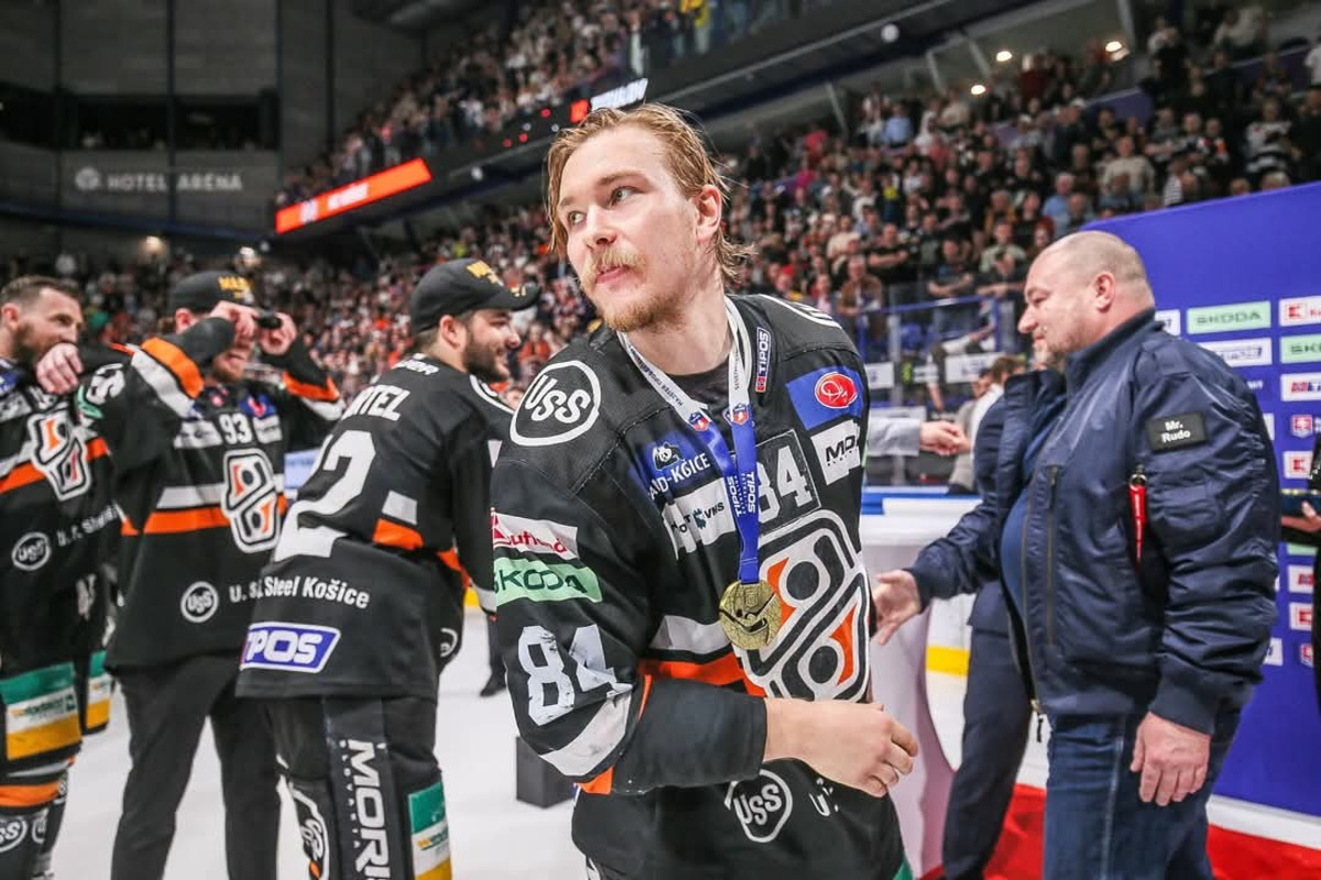 FOTO: Rudolfa Huliaka vypískala celá Steel Aréna, foto 4