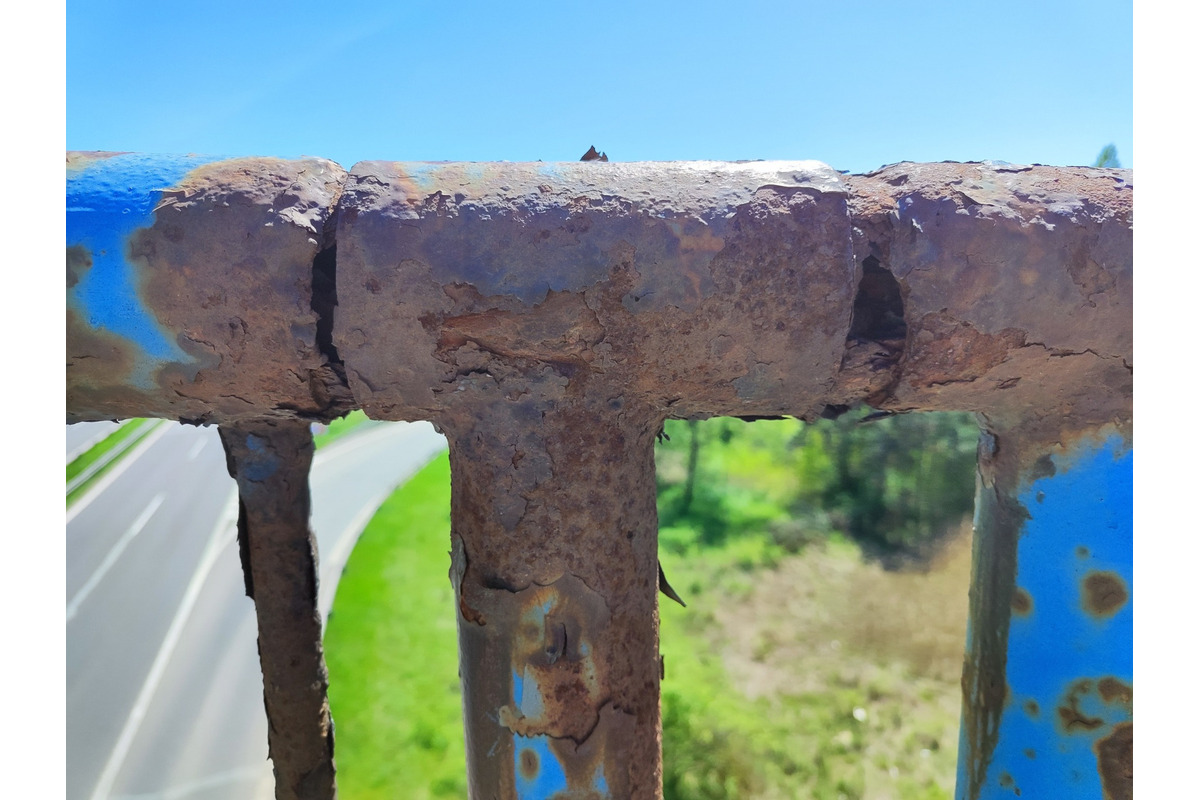 Furčania majú strach prechádzať týmto mostom, foto 2