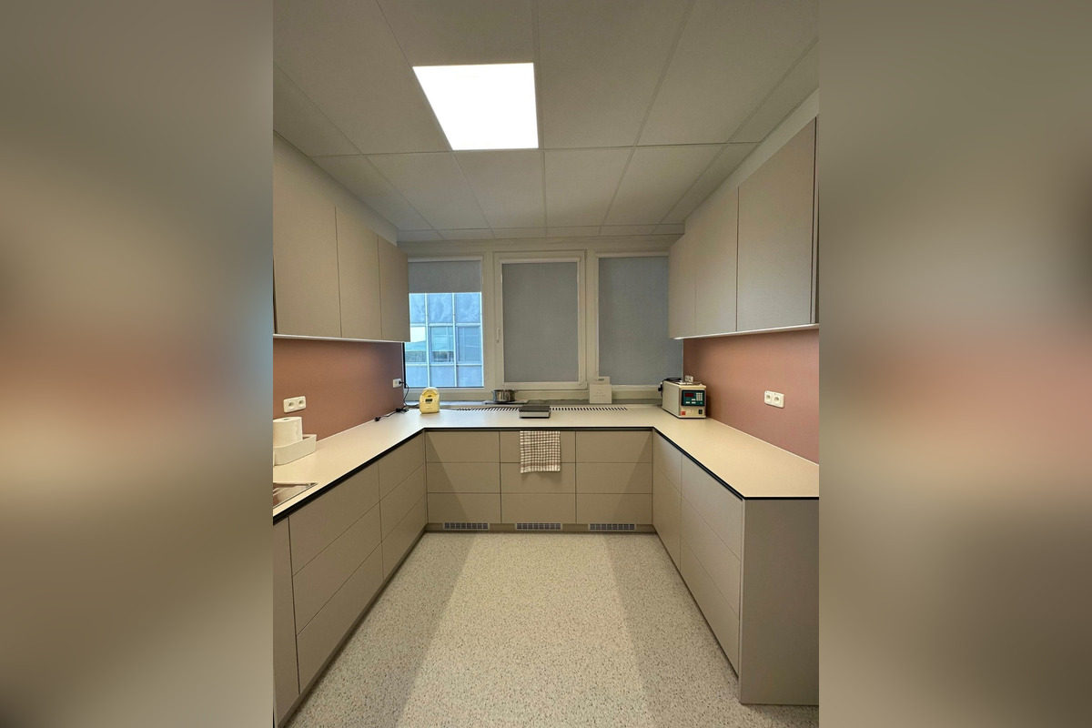 FOTO: Zrekonštruované neonatologické oddelenie v košickej Detskej fakultnej nemocnici, foto 13