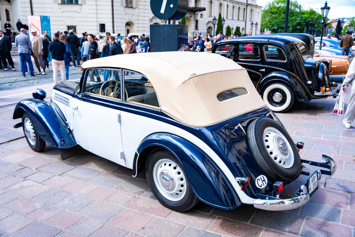 FOTO: Cassovia retro v Košiciach. Krásne historické vozidlá zaplnili centrum mesta, foto 18