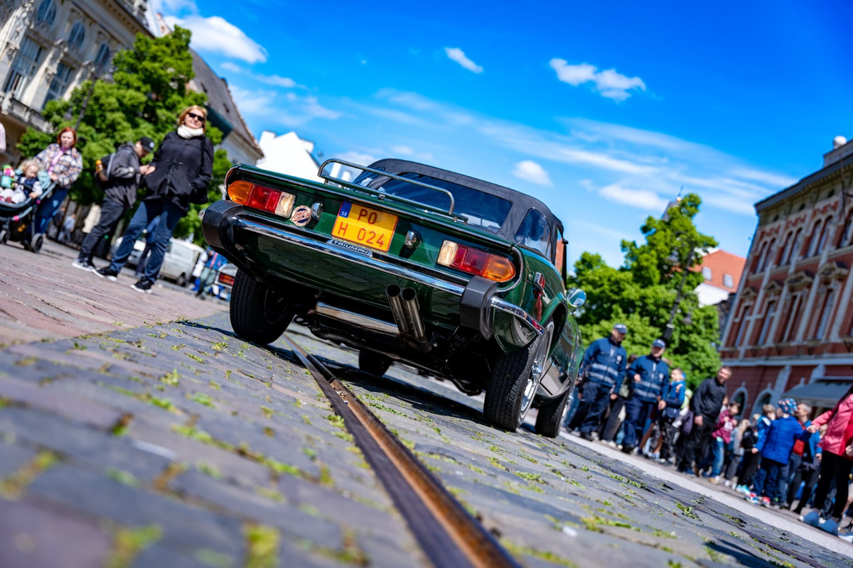 FOTO: Cassovia retro v Košiciach. Krásne historické vozidlá zaplnili centrum mesta, foto 23