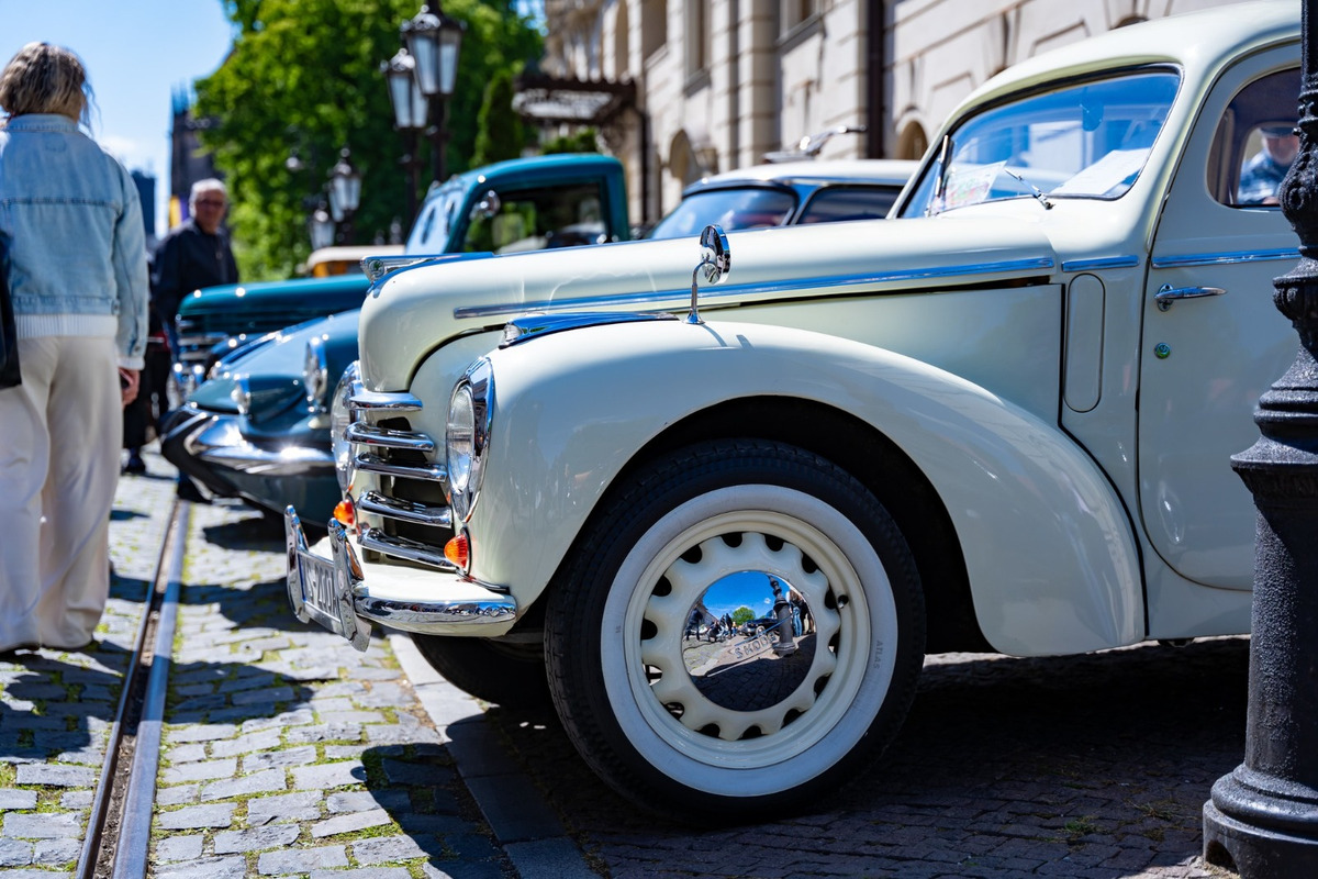 FOTO: Cassovia retro v Košiciach. Krásne historické vozidlá zaplnili centrum mesta, foto 31