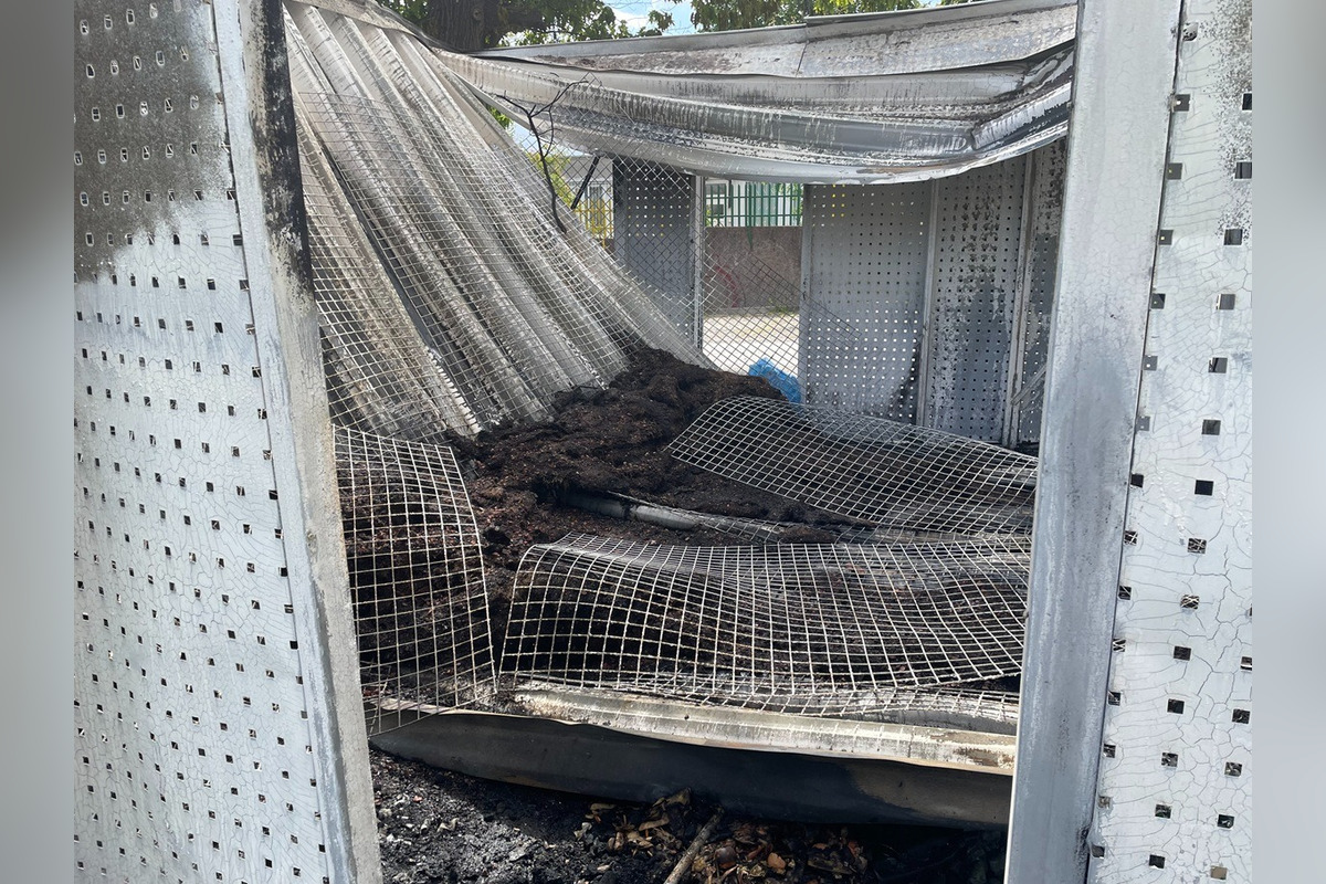 FOTO: Na Terase zhorelo kontajnerovisko až do tla, foto 2