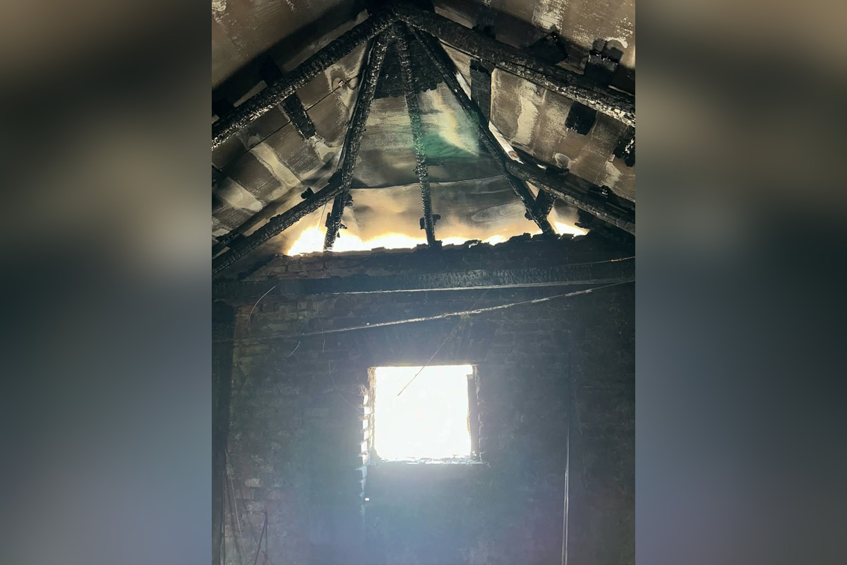 FOTO: Požiar v obci Sokoľ pripravil o domov dve rodiny, foto 2