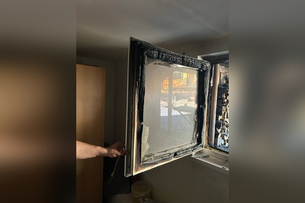 FOTO: Požiar v obci Sokoľ pripravil o domov dve rodiny, foto 3