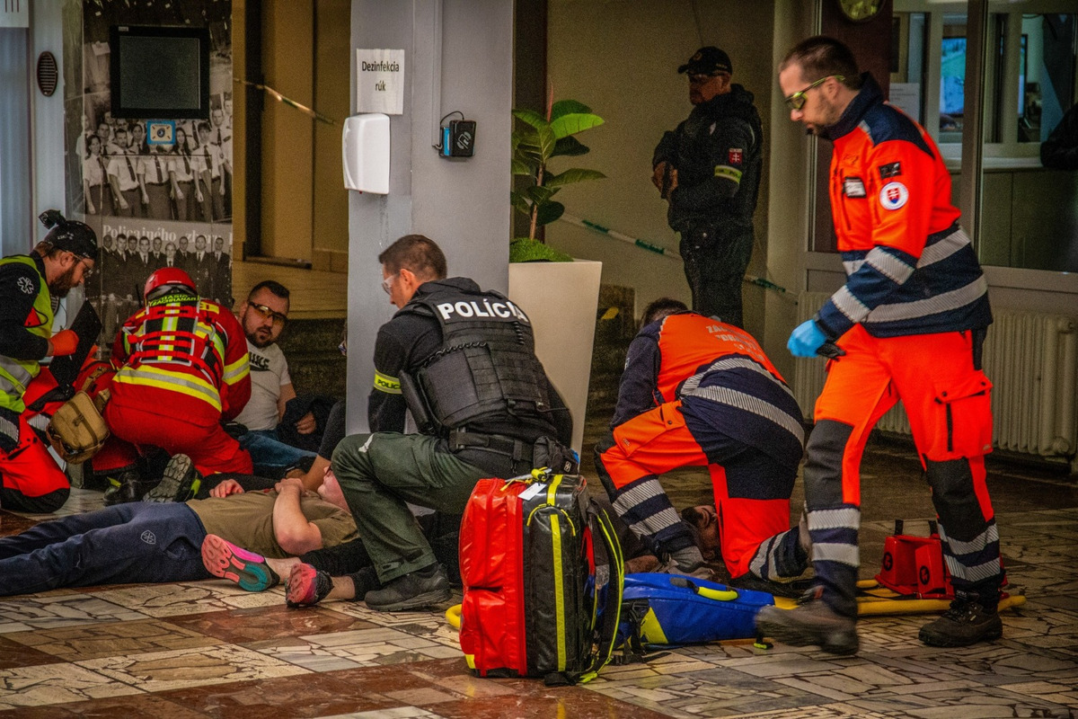 FOTO: Cvičenie záchranných zložiek na Južnej triede v Košiciach, foto 2