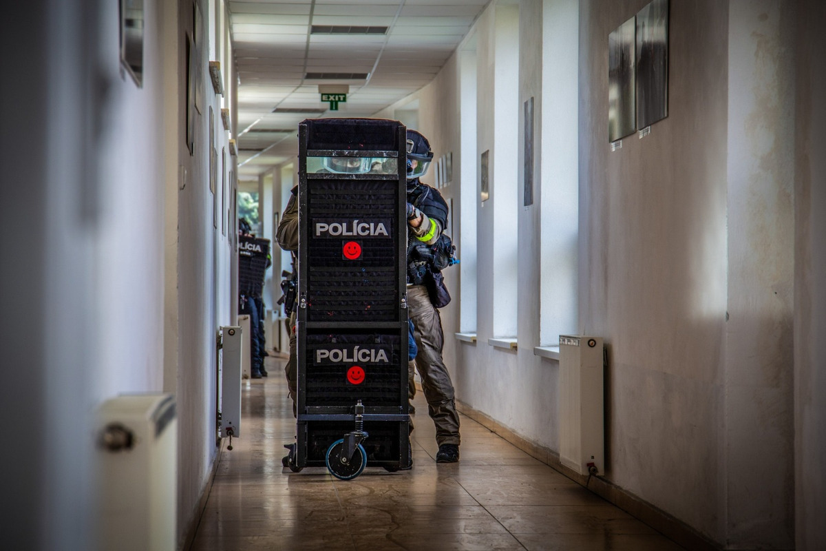 FOTO: Cvičenie záchranných zložiek na Južnej triede v Košiciach, foto 3