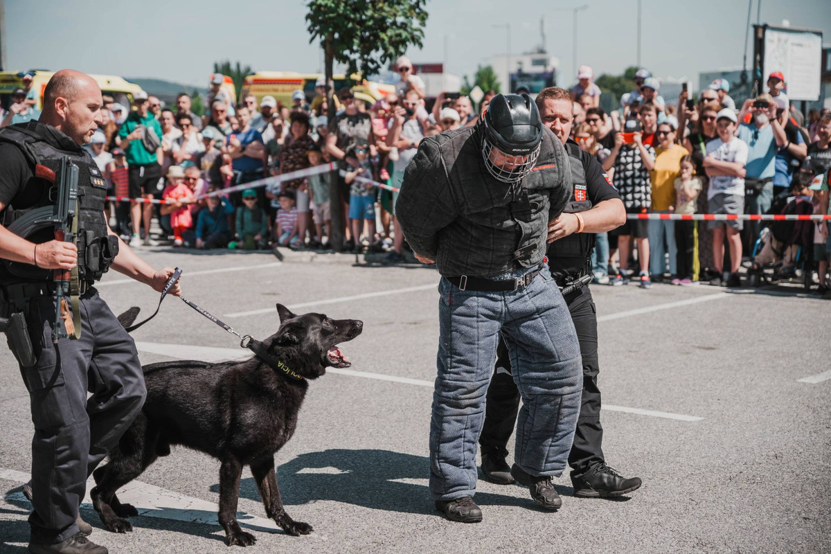 Deň so záchrannými zložkami každoročne priláka množstvo zvedavých Košičanov, foto 7