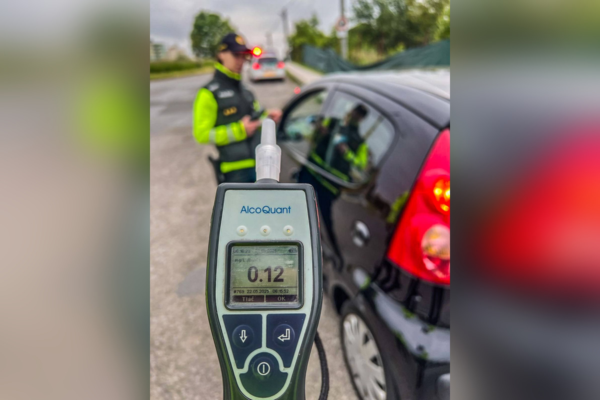 FOTO: Policajné kontroly vodičov v okolí Košíc, foto 2