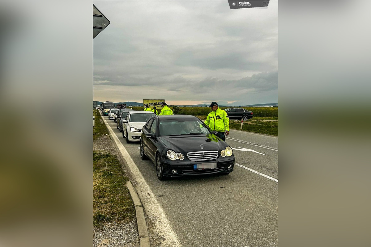 FOTO: Policajné kontroly vodičov v okolí Košíc, foto 5