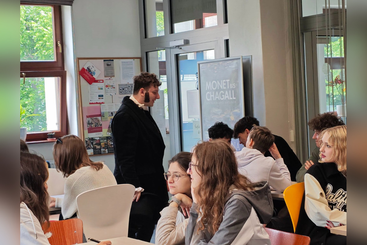 FOTO: UPJŠ pripravila pre stredoškolákov zaujímavé podujatie o Šafárikovi, foto 9