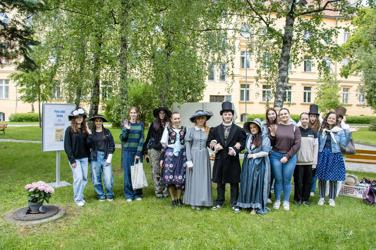 FOTO: UPJŠ pripravila pre stredoškolákov zaujímavé podujatie o Šafárikovi, foto 10
