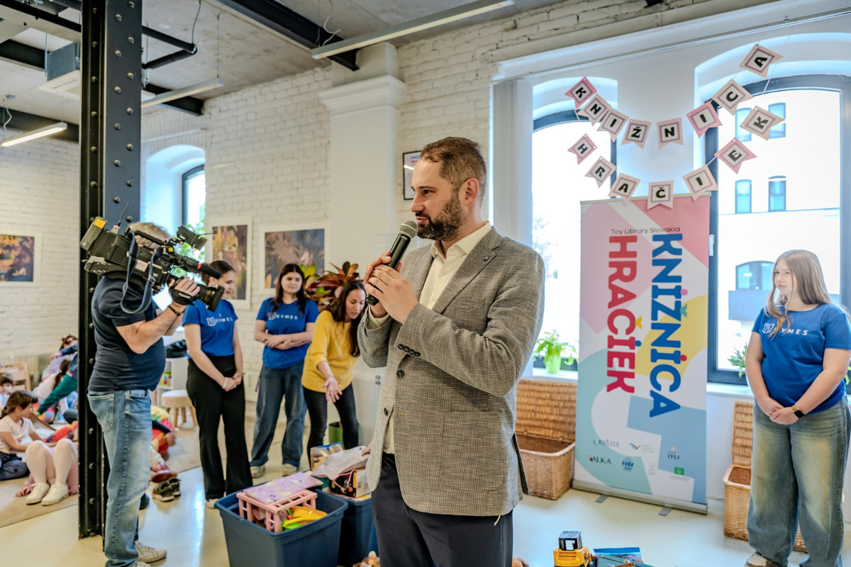 V Košiciach otvorili unikátnu Knižnicu hračiek, foto 5