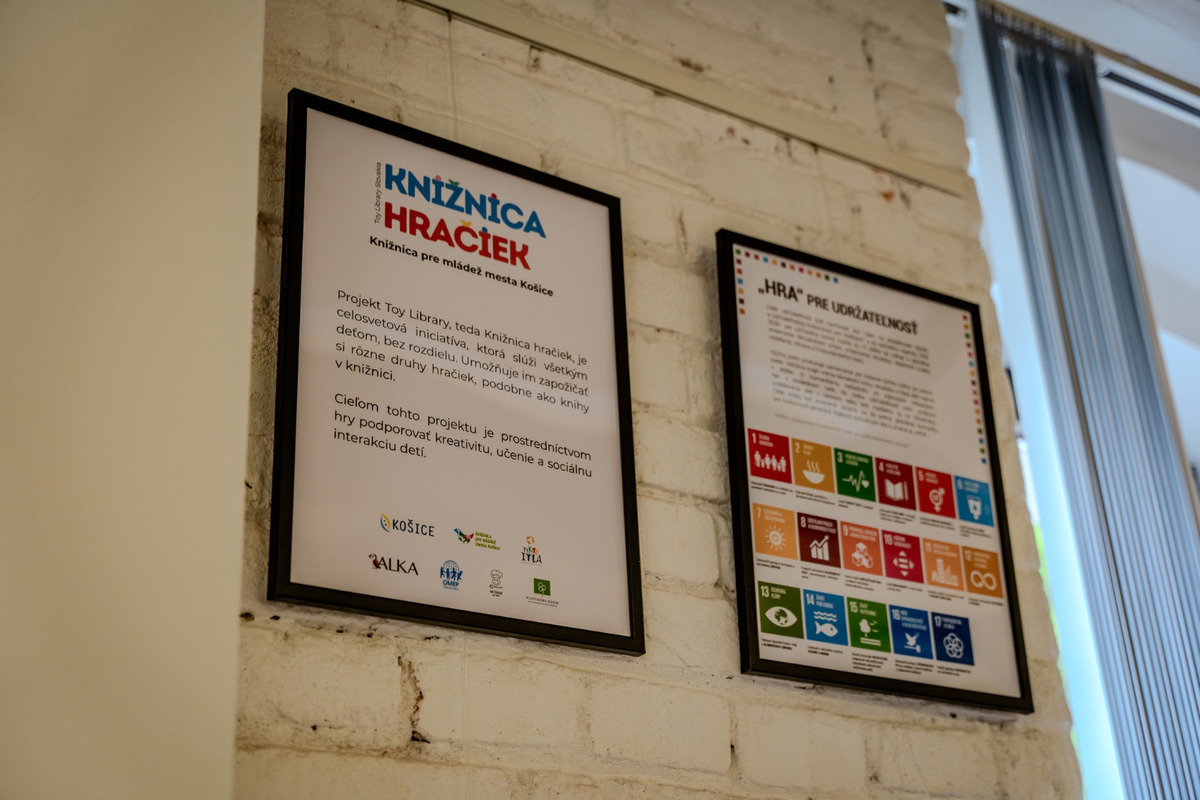 V Košiciach otvorili unikátnu Knižnicu hračiek, foto 6