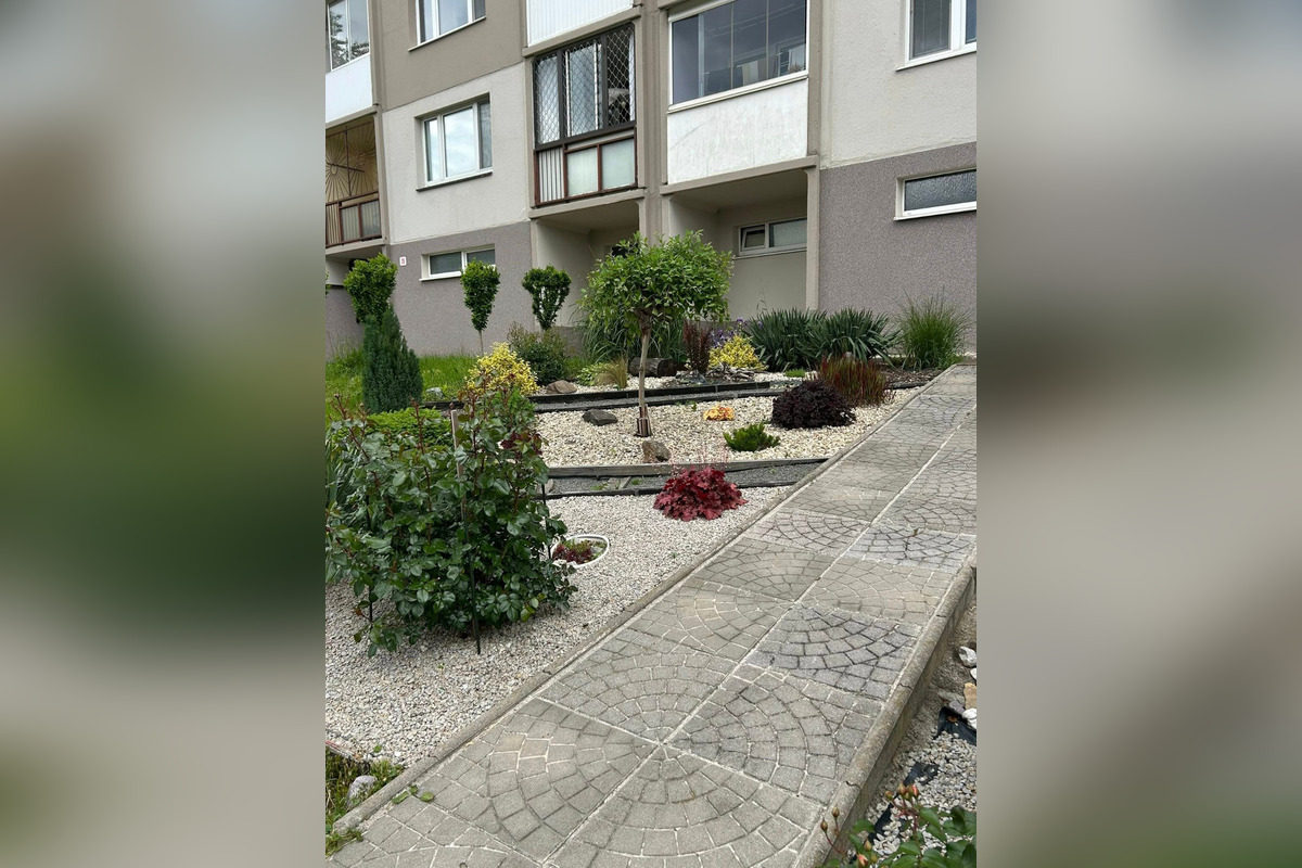 Predzáhradky na Cottbuskej sú skutočne nádherné, foto 1