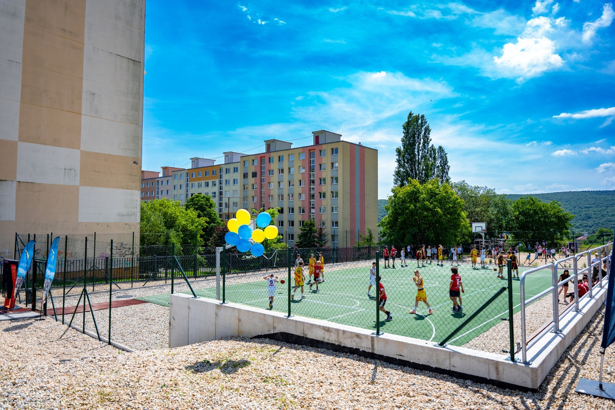 FOTO: Na Sídlisku KVP pribudol nový športový areál, foto 4