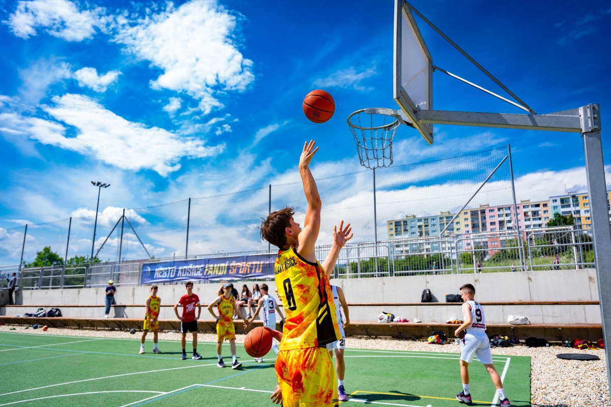 FOTO: Na Sídlisku KVP pribudol nový športový areál, foto 5